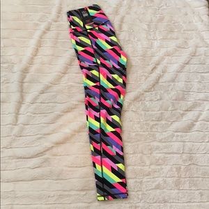 NWT Neon Knock-out Legging